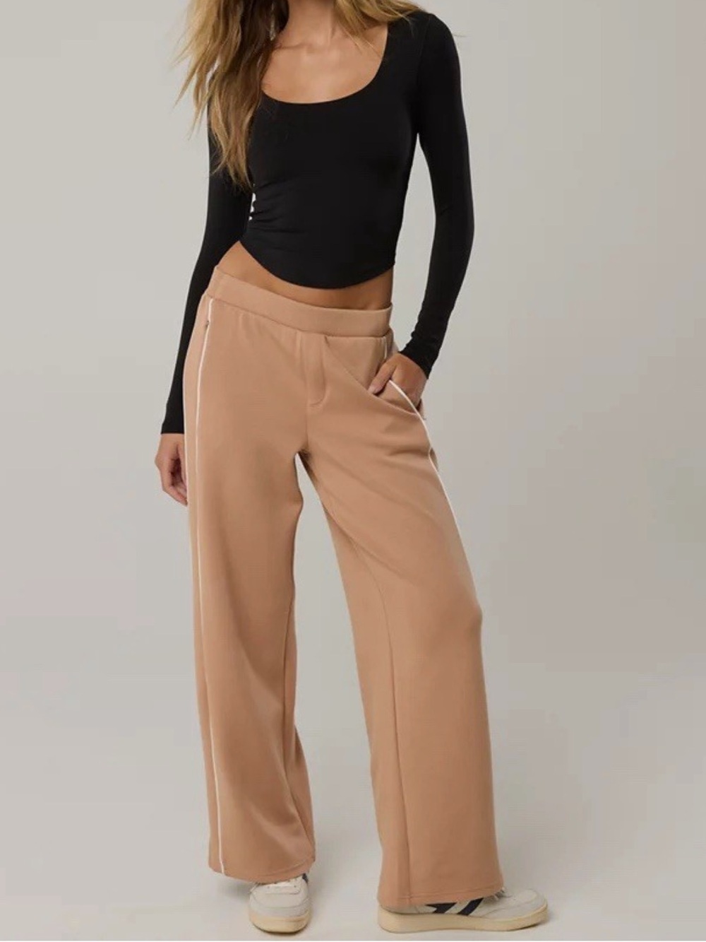 OFFLINE By Aerie Real Me Long Sleeve Scoop Black